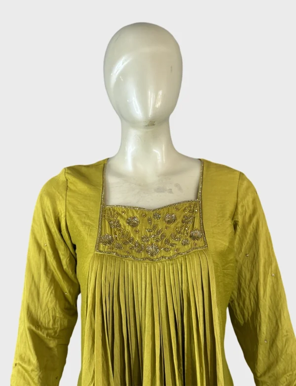 Women's Chanderi Silk Gown – W101G