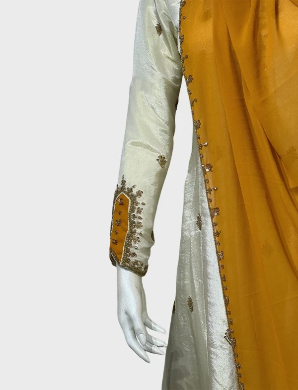 Women's Tissue Fabric Gown – W1067G